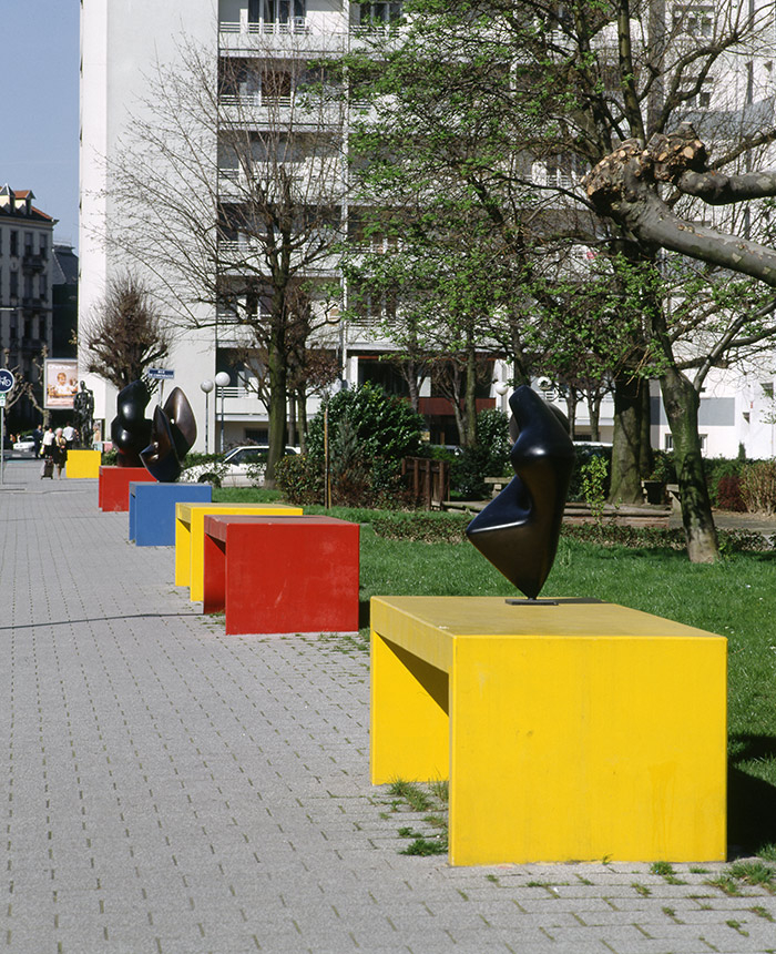L'allée des sculptures de Jean-Marie Krauth (2000)