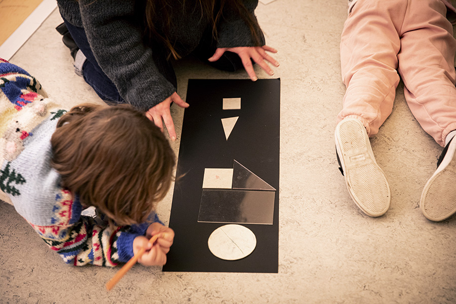 Des petits élèves de maternelle à la découverte de l'Art au Musée d'Art moderne et contemporain de Strasbourg