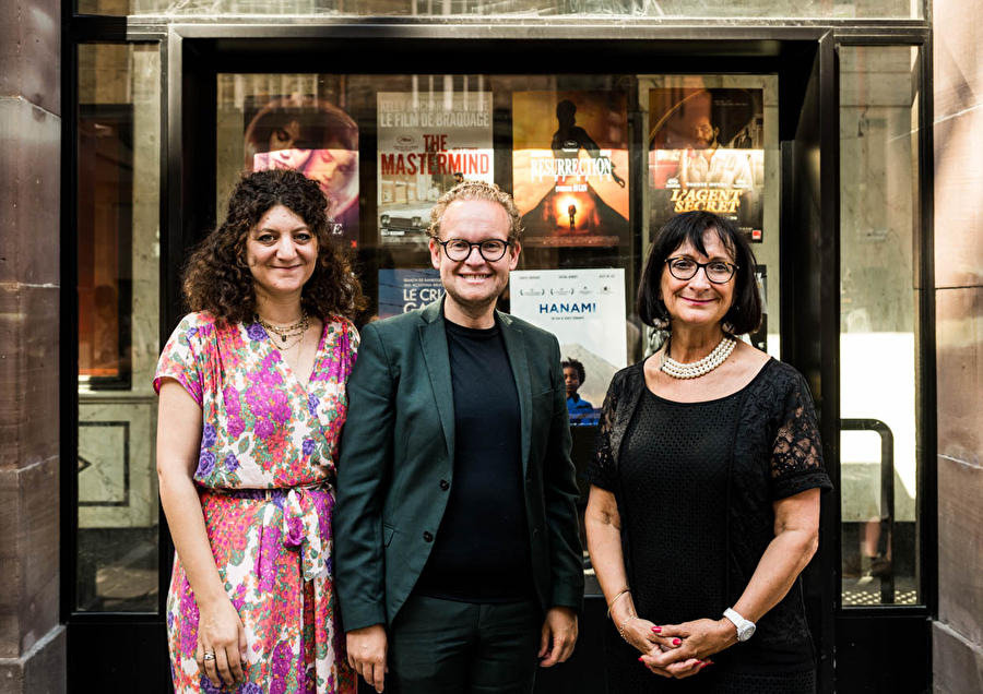 Strasbourg, 24 juin 2026. Cinéma le Cosmos. Conférence de presse pour annoncer la tenue Sunny Side of the doc à Strasbourg en 2027. Rebecca Breitmann, Eurométropole, Pierre Jackubowicz, Mairie de Strasbourg, Martine Lizola, Région Grand Est.